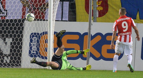 PIŁKA NOŻNA LIGA POLSKA CRACOVIA GÓRNIK ZABRZE (Edgar Bernhardt Norbert Witkowski)