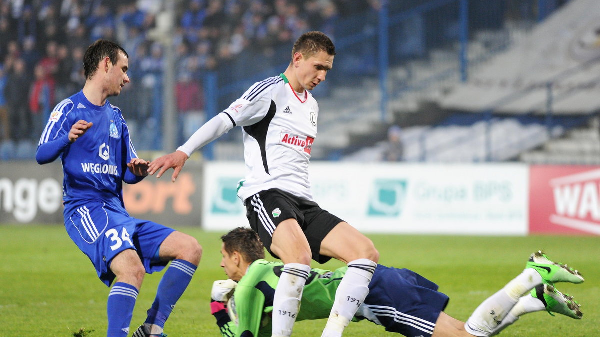 Filip Starzyński i Wojciech Skaba w meczu Ruch Chorzów - Legia Warszawa 