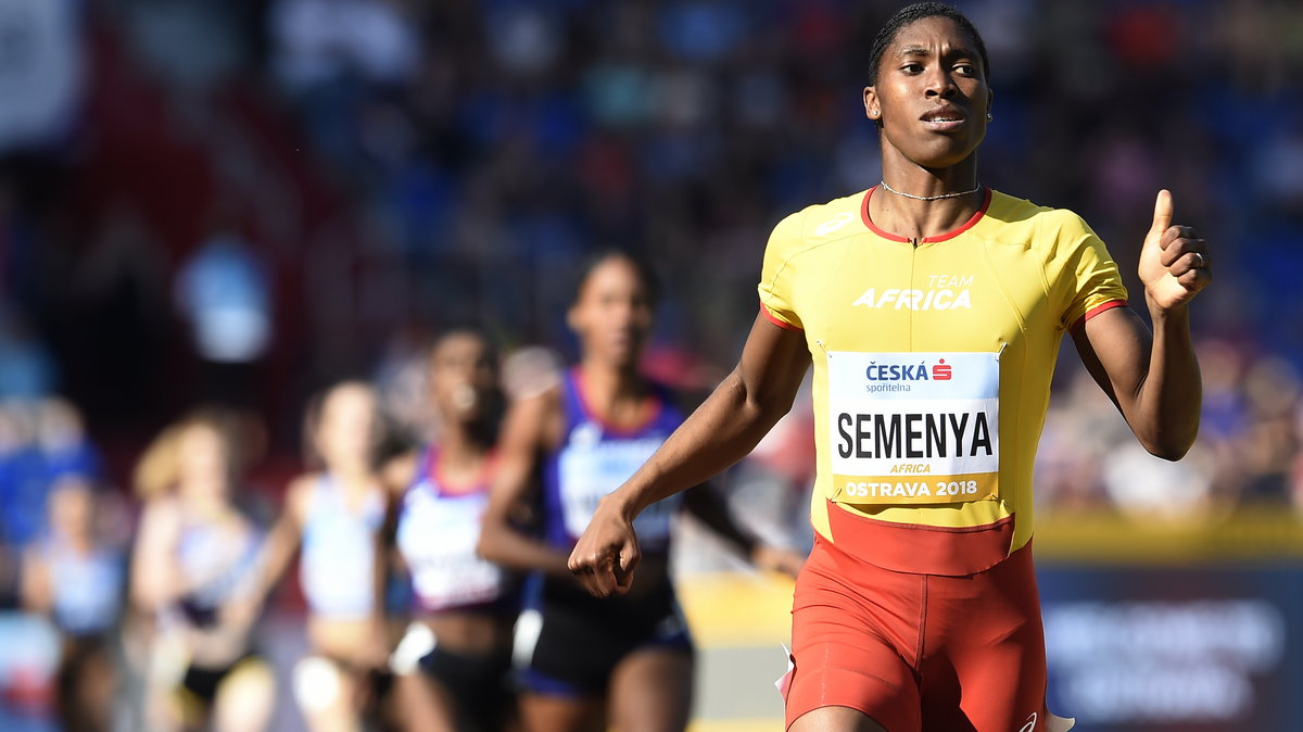 Caster Semenya jest trzykrotną mistrzynią świata w biegu na 800 metrów