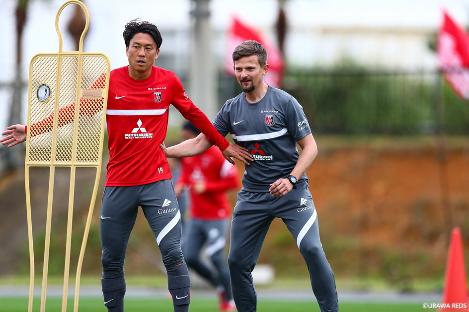 Wojciech Makowski w czasie treningu w Japonii