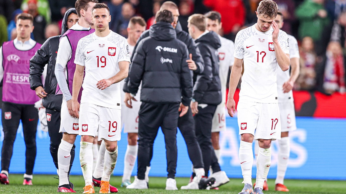 Oby po meczu z Albanią polscy piłkarze mieli weselsze miny niż po piątkowej porażce z Czechami.