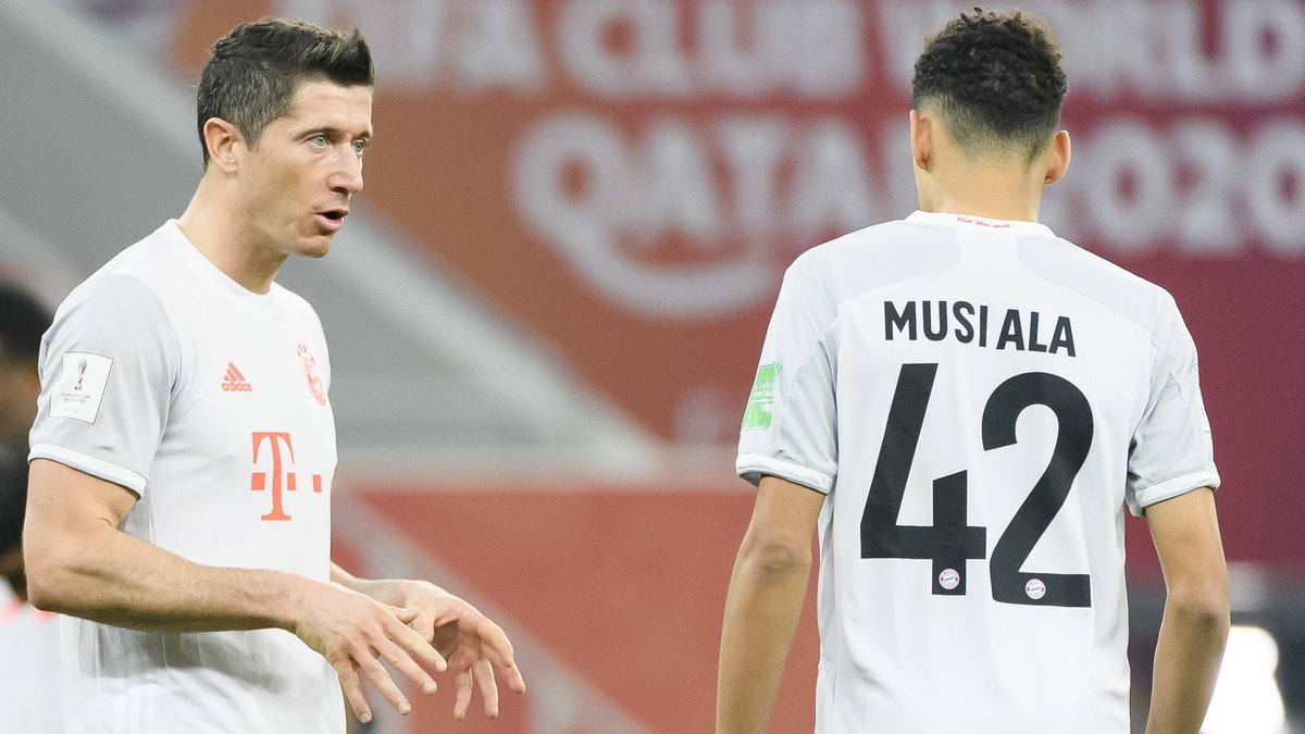 Robert Lewandowski i Jamal Musiala podczas meczu