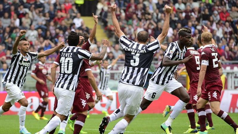 Paul Labile Pogba strzelił gola dla Juventusu w derbach Turynu