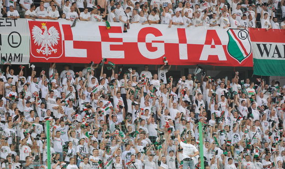 PIŁKARSKA EKSTRAKLASA LEGIA KONTRA GÓRNIK ZABRZE (kibice Legii Warszawa)