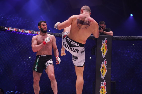 Walka Mamed Chalidow - Tomasz Narkun (fot. KSW/Sebastian Rudnicki)