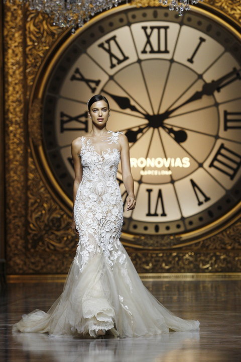 FASHION-SPAIN-BRIDAL-WEEK-PRONOVIAS