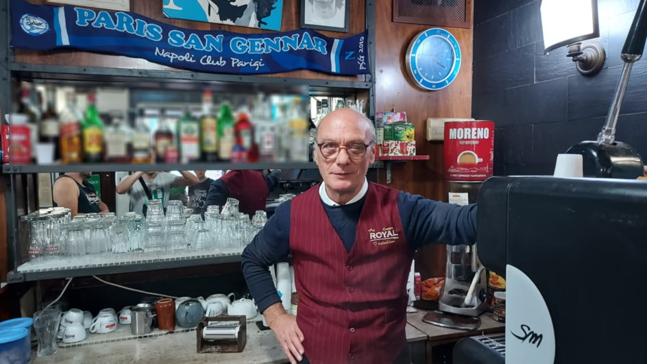 66-letni Giuseppe w "Barze Nilo" pracuje od... 11. roku życia