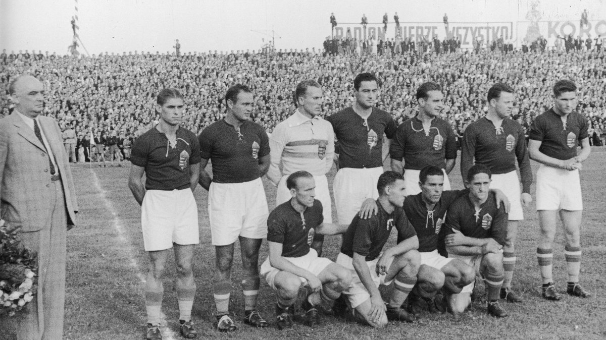 1939 r. - Mecz Polska - Węgry na Stadionie Wojska Polskiego im. Marszałka Józefa Piłsudskiego w Warszawie