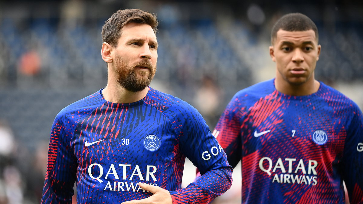 Lionel Messi (po lewej) i Kylian Mbappe
