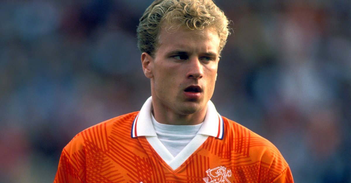 Strach przed lataniem pokonał słynnego piłkarza. "To było piekło"