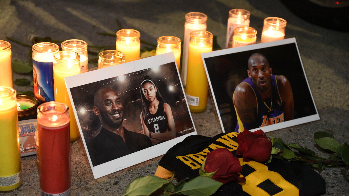 Znicze ku pamięci Kobe Bryanta i jego córki