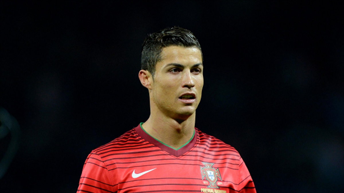Portugalia gromi, Ronaldo apeluje o spokój