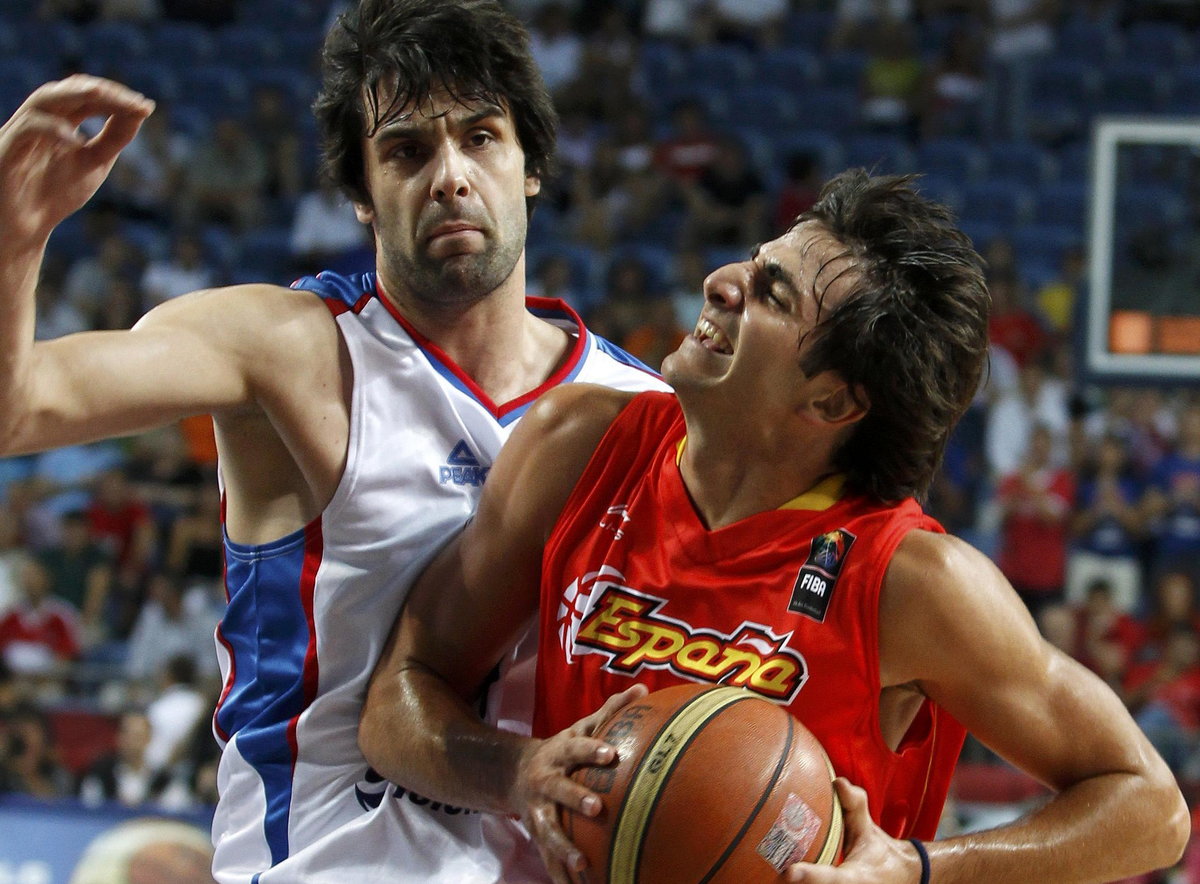 Milos Teodosić (L) i Ricky Rubio (P)