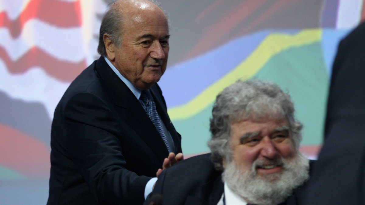Chuck Blazer (P) w towarzystwie Seppa Blattera (L)