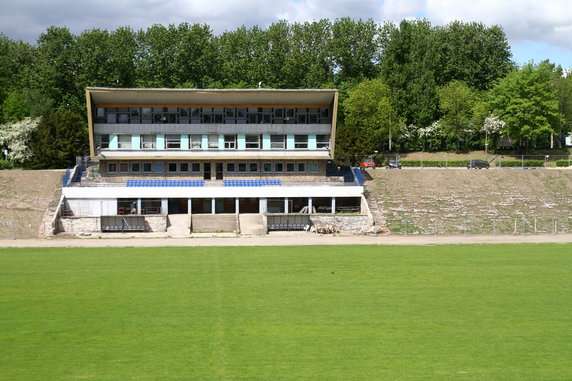 Stadion piłkarsko-żużlowy „Skałka” im. Pawła Waloszka w Świętochłowicach