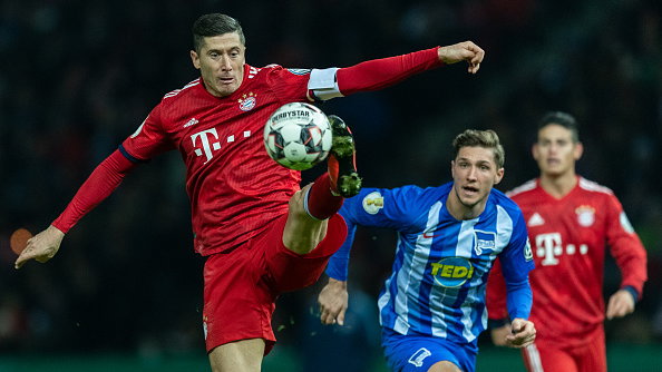 Robert Lewandowski w meczu z Herthą Berlin