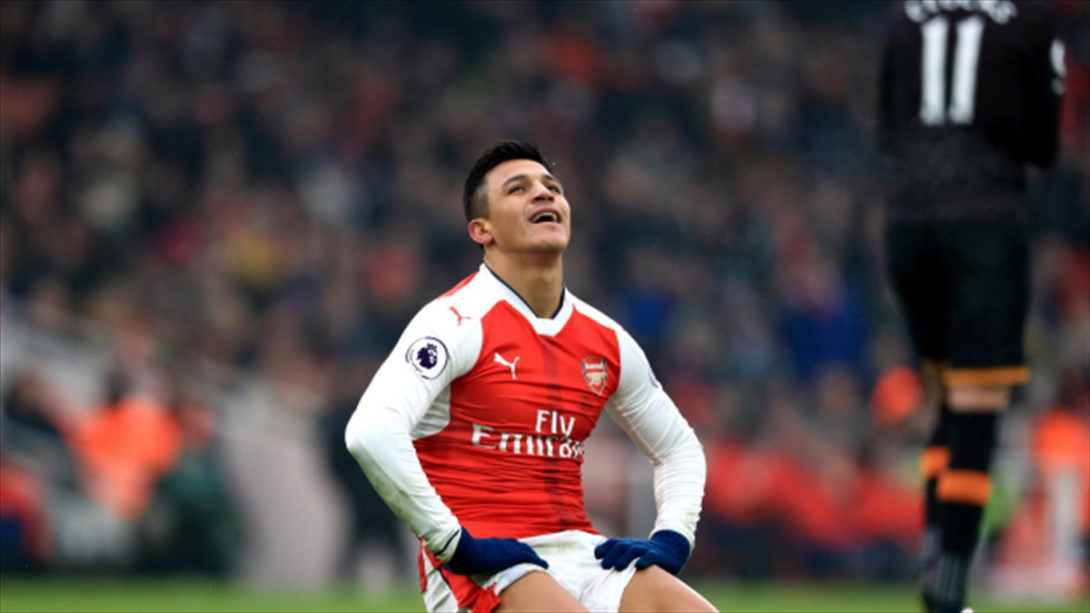 Alexis ma dość. Bardzo chce opuścić Arsenal