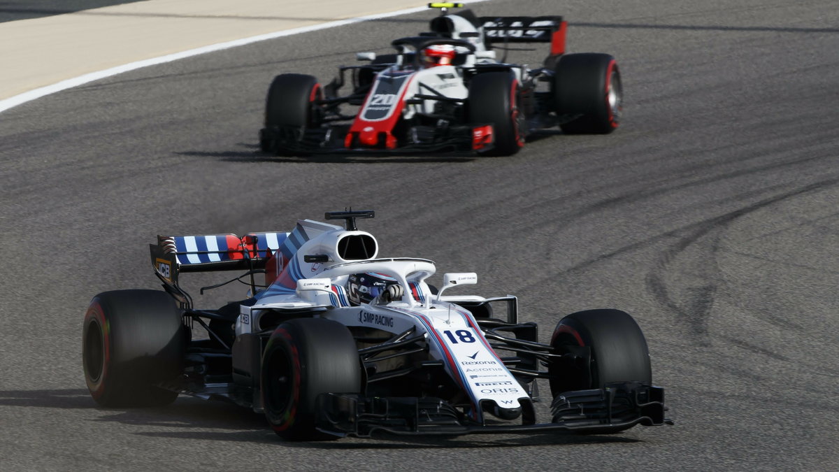 Lance Stroll (front)