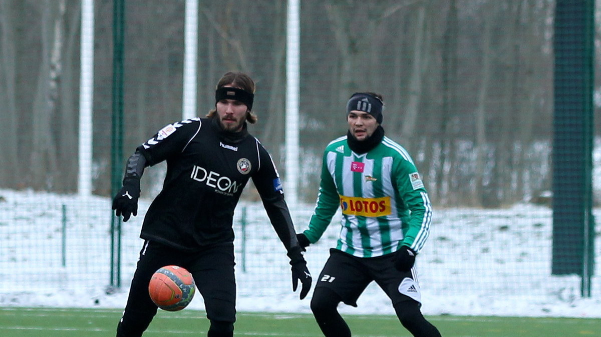 Lechia - Polonia: Tuomo Turunen (L)