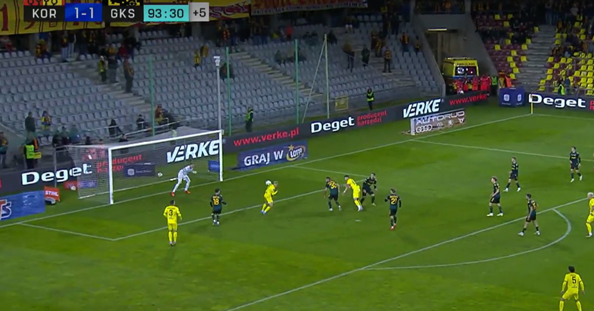 Kapitalna końcówka Korony! Nieprawdopodobny gol [SKRÓT]