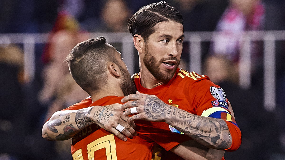 Jordi Alba (L) i Sergio Ramos