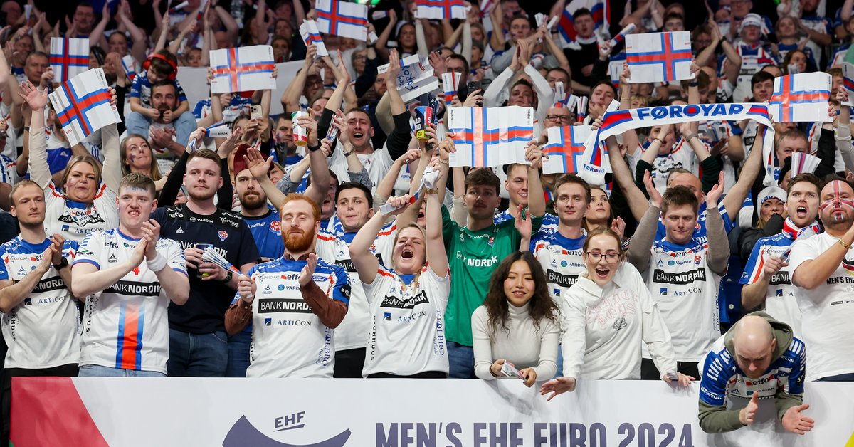 Kibice Wysp Owczych przypłyną na mistrzostwa statkiem