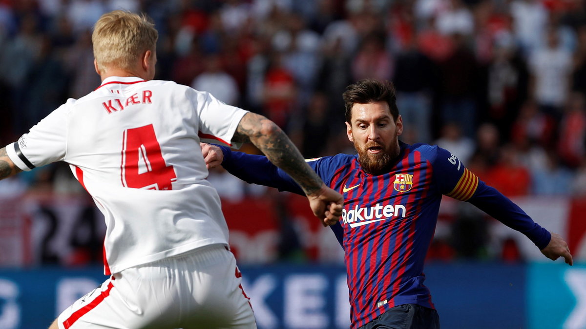 Simon Kjaer i Lionel Messi