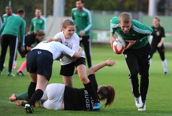 LEGIA WARSZAWA PIŁKARZE RUGBYSTKI TRENING