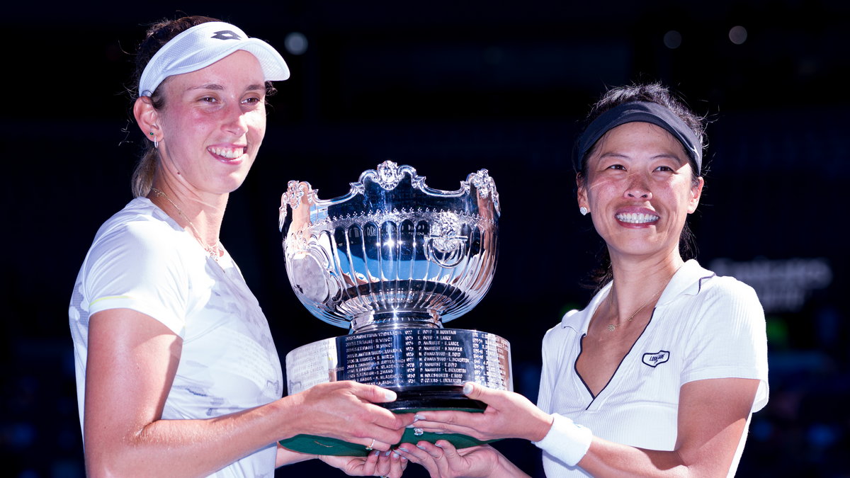 Elise Mertens i Su-Wei Hsieh