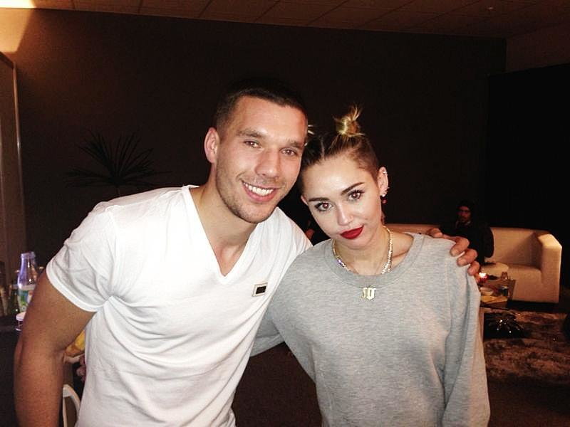 Lukas Podolski i Miley Cyrus