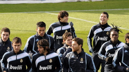 FBL-ESP-REAL-MADRID-TRAINING-KAKA-RONALDO