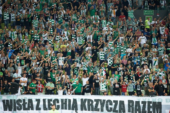 PIŁKA NOŻNA LIGA POLSKA LECHIA PODBESKIDZIE (Kibice Lechii)