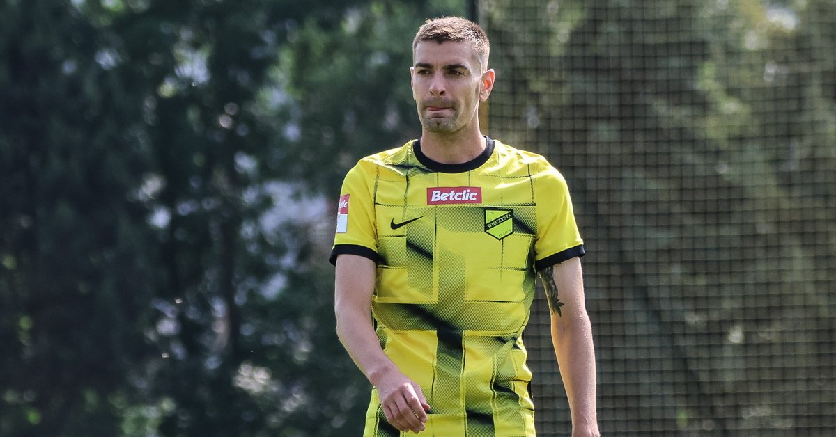 Czystki w Wieczystej. Znany piłkarz rozwiązał kontrakt