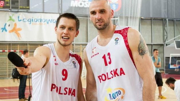 Mateusz Ponitka i Marcin Gortat