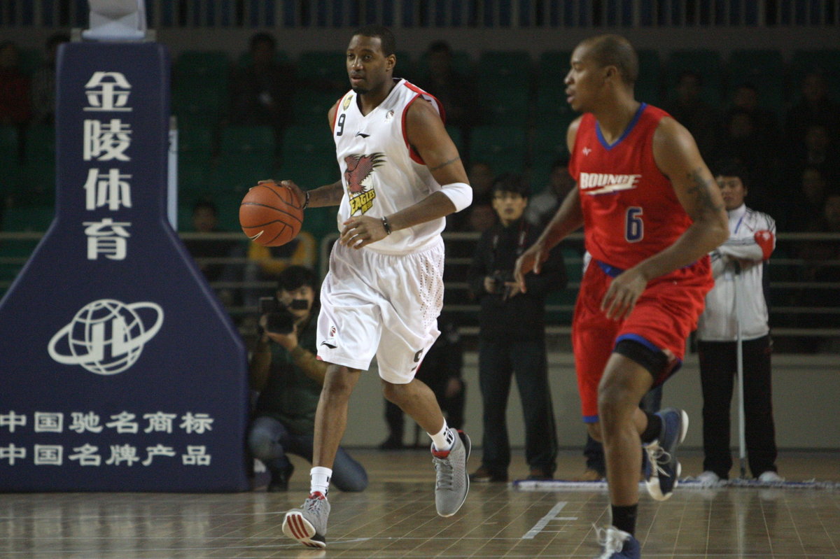 Tracy McGrady (L)