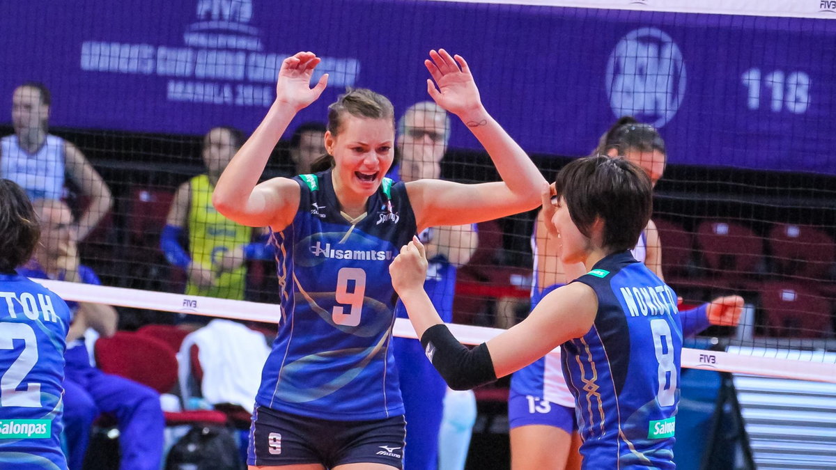 Maja Tokarska Hisamitsu Springs Kobe