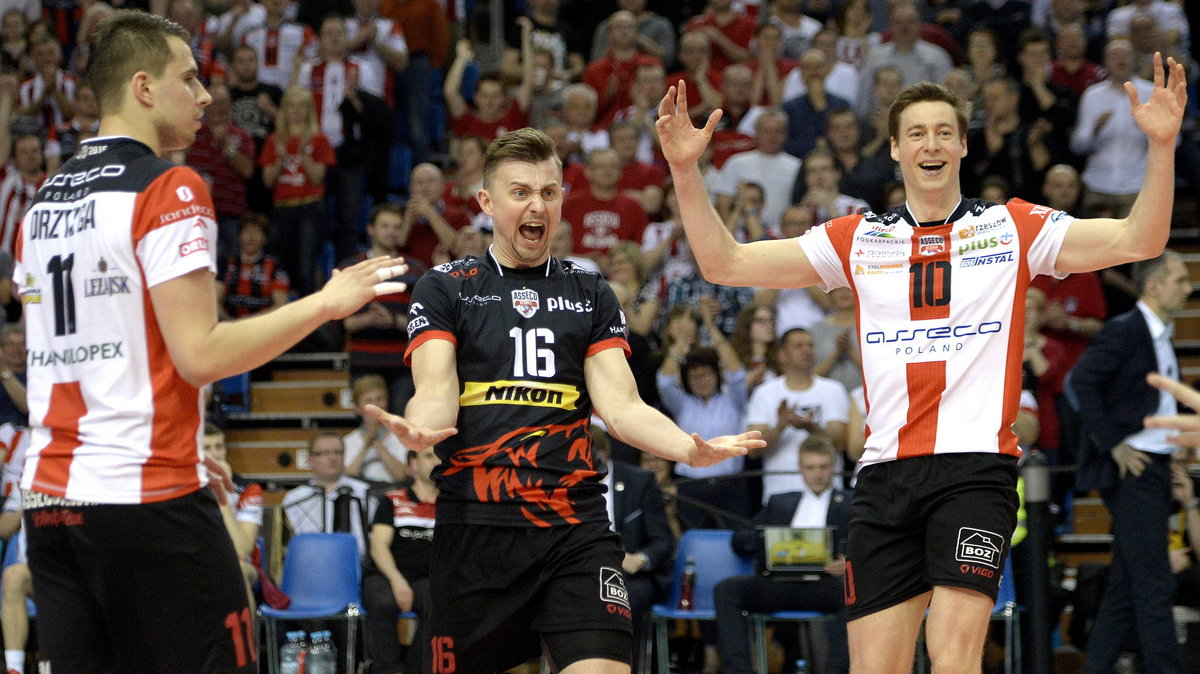 Asseco Resovia Rzeszów (od lewej: Fabian Drzyzga, Krzysztof Ignaczak i Jochen Schops)