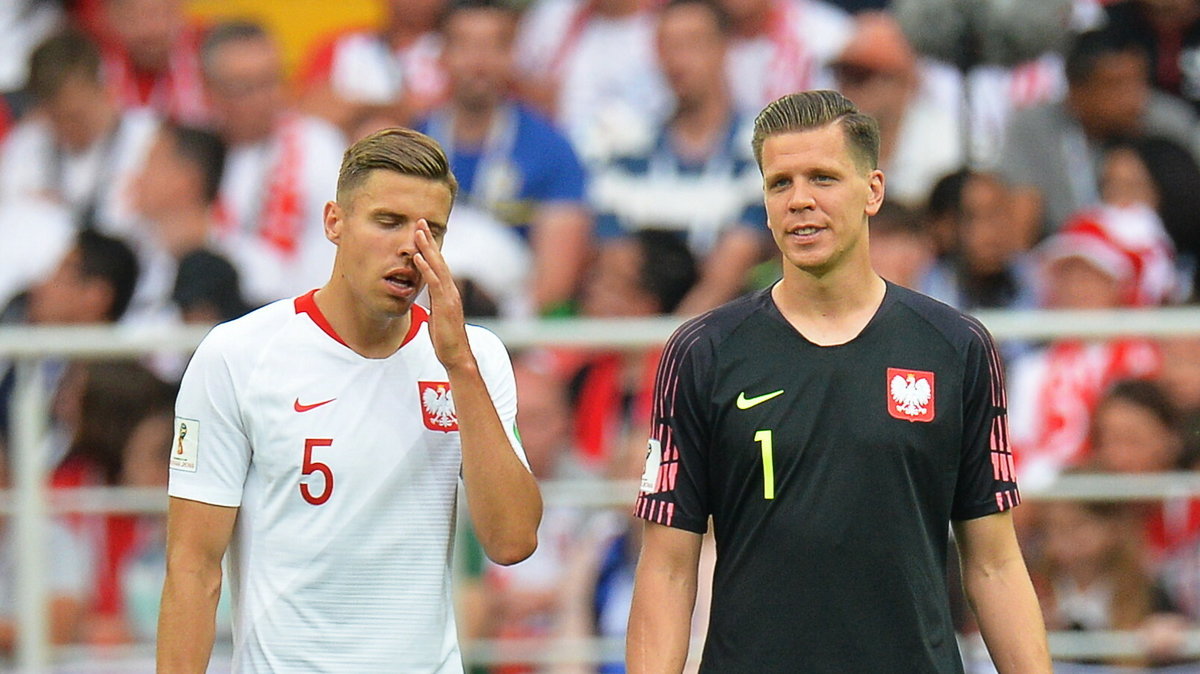 Jan Bednarek (L) i Wojciech Szczęsny