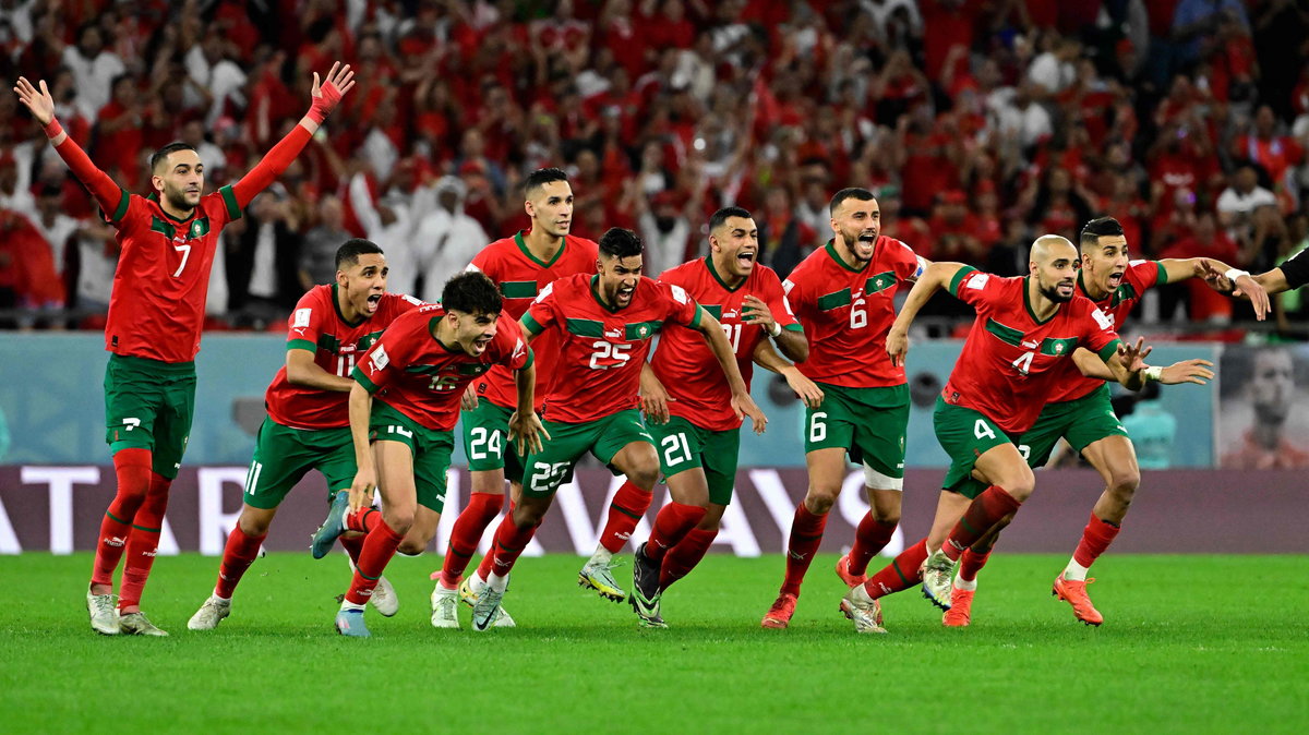 Radość Marokańczyków po pokonaniu Hiszpanii