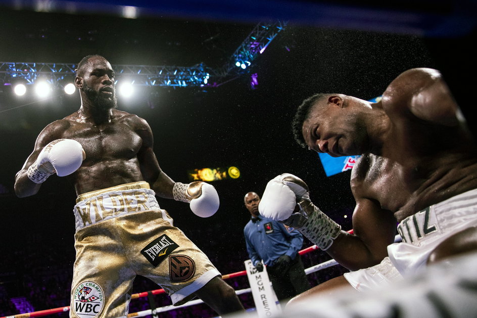 DEONTAY WILDER – LUIS ORTIZ