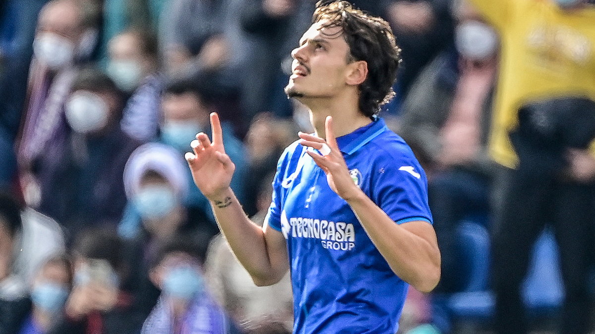 Enes Unal