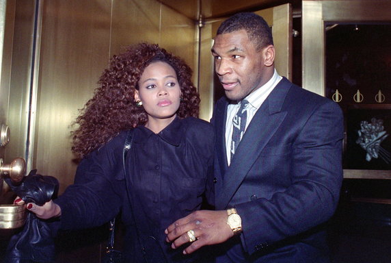 8. Mike TYson i Robin Givens 