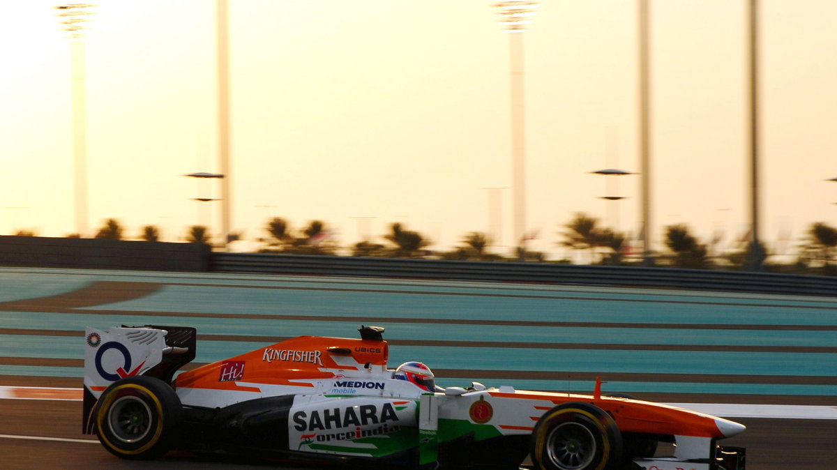 AUTO-PRIX-F1-ABU-DHABI