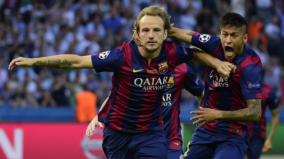 Ivan Rakitić (L)