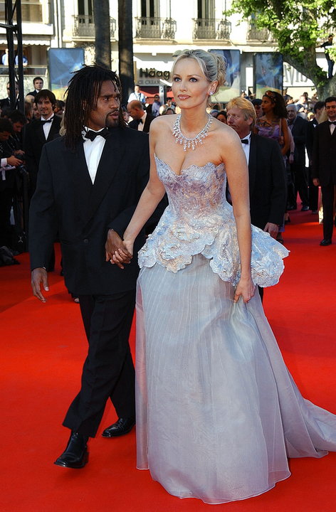 Christian Karembeu i Adriana Sklenarikova w maju 2002 r.