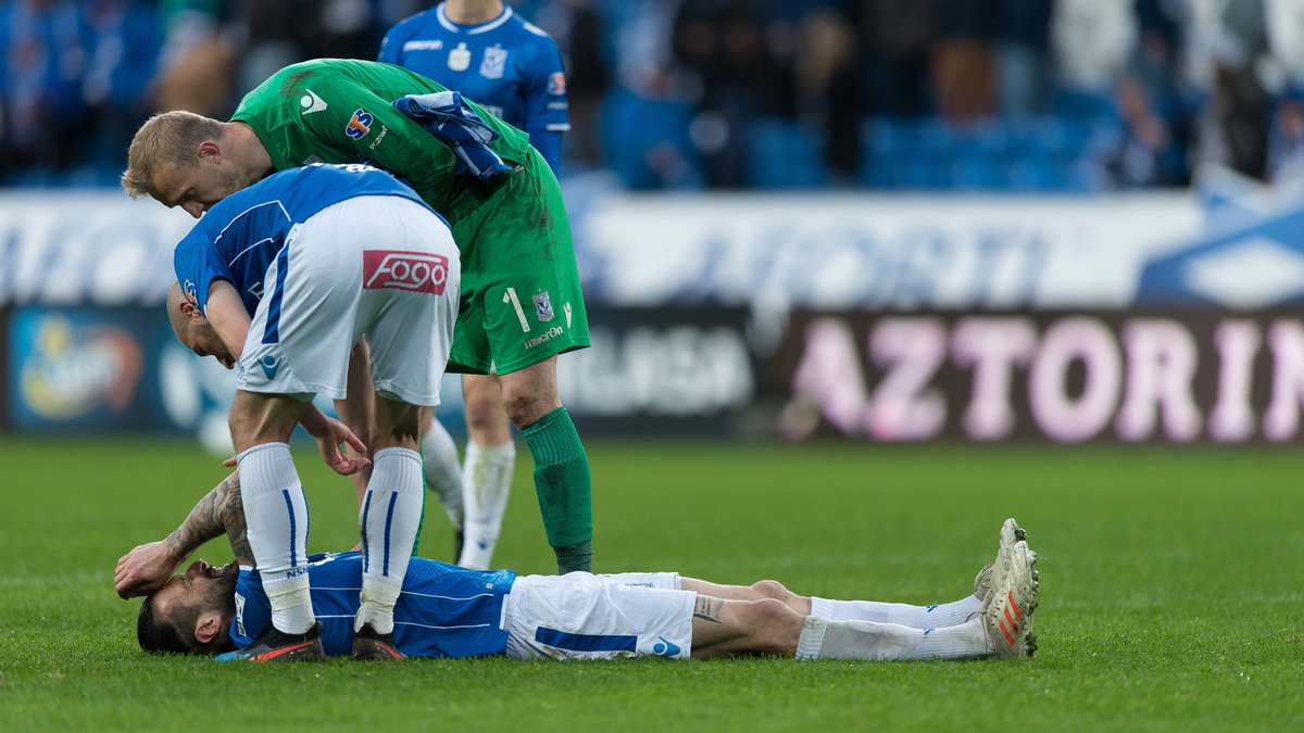 Kontuzjowany Nikola Vujadinović (Lech Poznań)