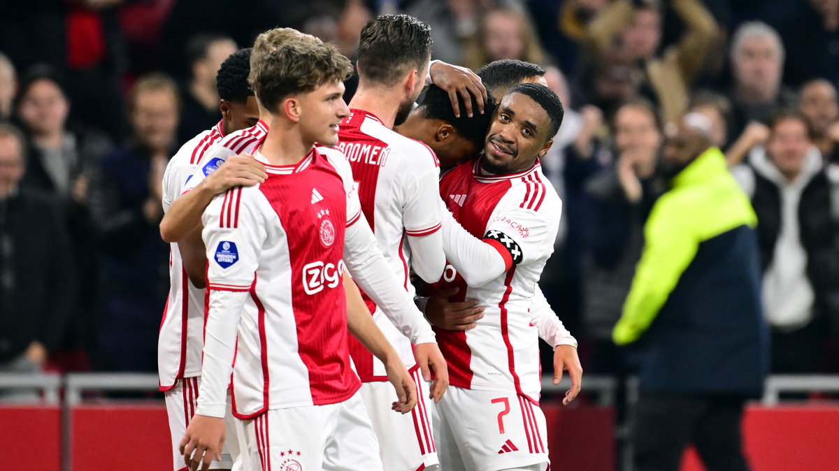 Ajax wygrywa w Eredivisie!