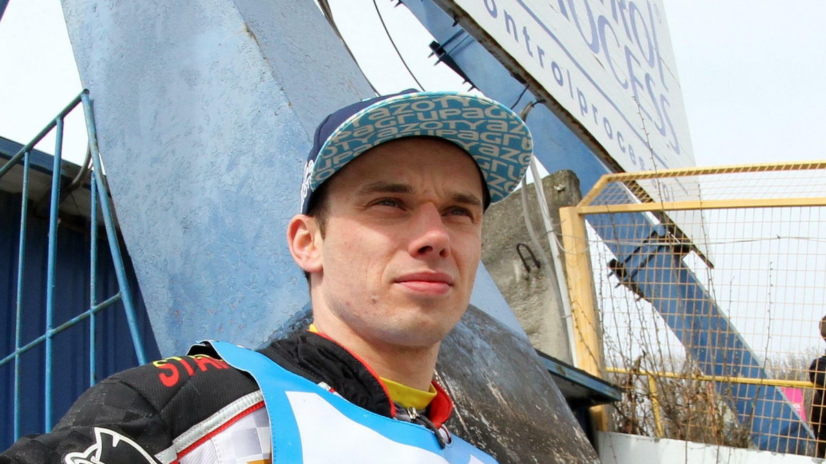 KRZYSZTOF BUCZKOWSKI