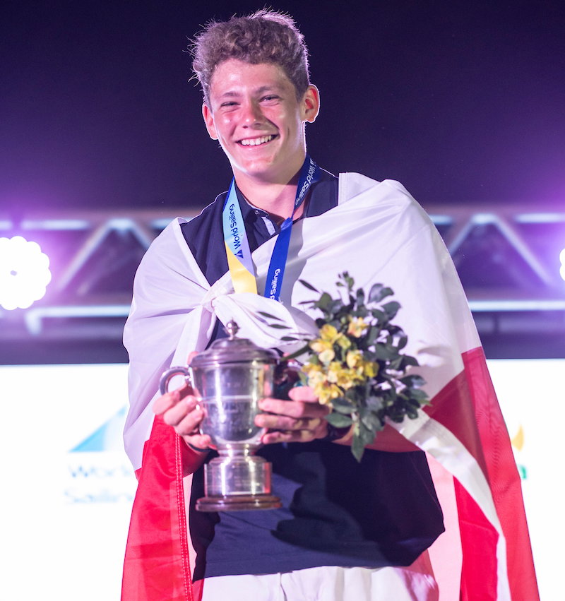 Stanisław Trepczyński na najwyższym stopniu podium