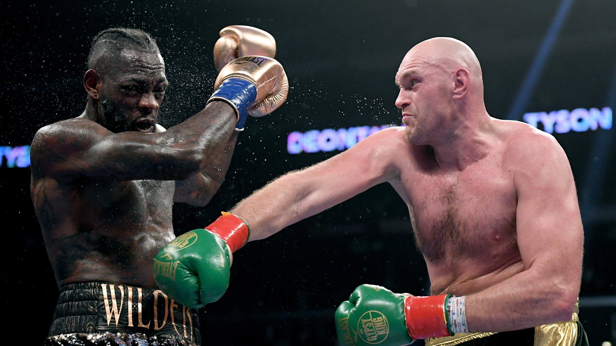 Tyson Fury (z prawej) i Deontay Wilder